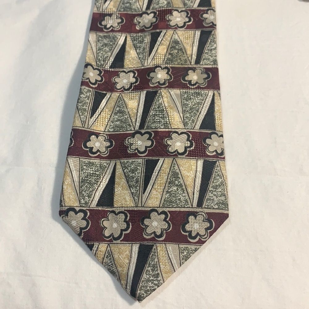 3for$20 Robert stock 100% silk tie